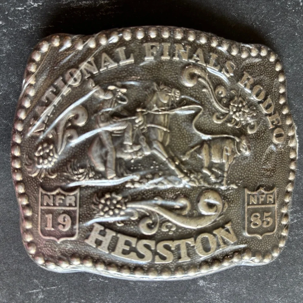 Hesston 1985 Bronze Adult National Finals Rodeo Commemorative Series Belt Buckle